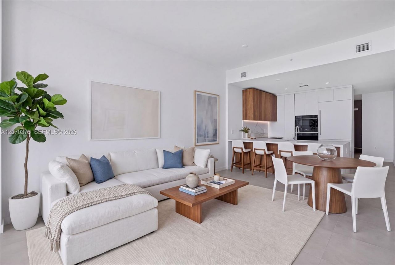 1400 Biscayne Boulevard , Unit 1605, Miami, FL 33132 Photo