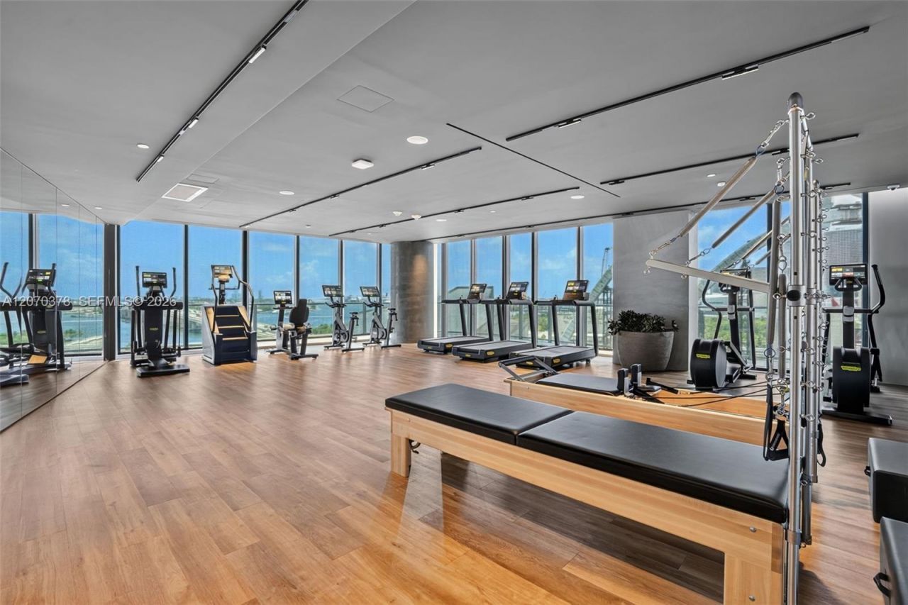 1400 Biscayne Boulevard , Unit 1605, Miami, FL 33132 Photo