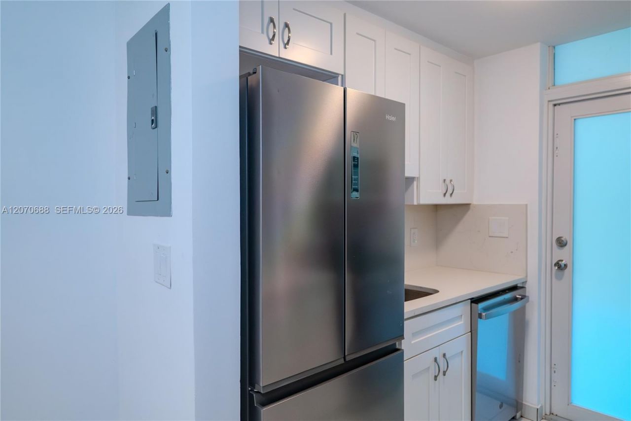 921 Jefferson Ave, Unit 3C, Miami Beach, FL 33139 Photo