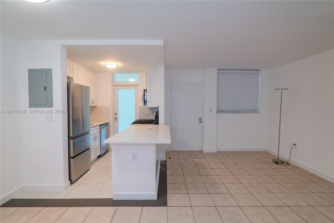 921 Jefferson Ave, Unit 3C, Miami Beach, FL 33139 Photo