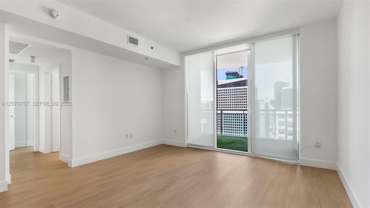 951 Brickell Ave, Unit 3801, Miami, FL 33131 Photo