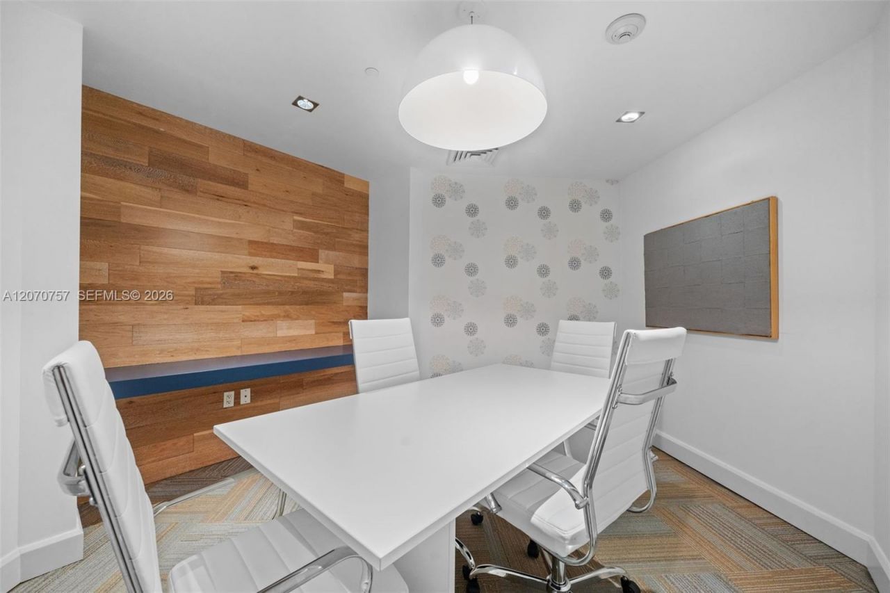 951 Brickell Ave, Unit 3801, Miami, FL 33131 Photo