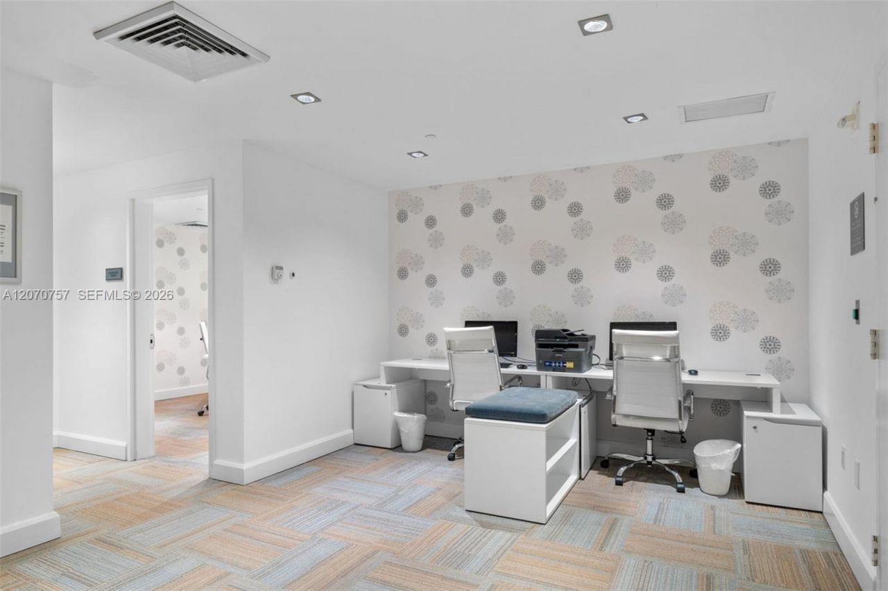 951 Brickell Ave, Unit 3801, Miami, FL 33131 Photo