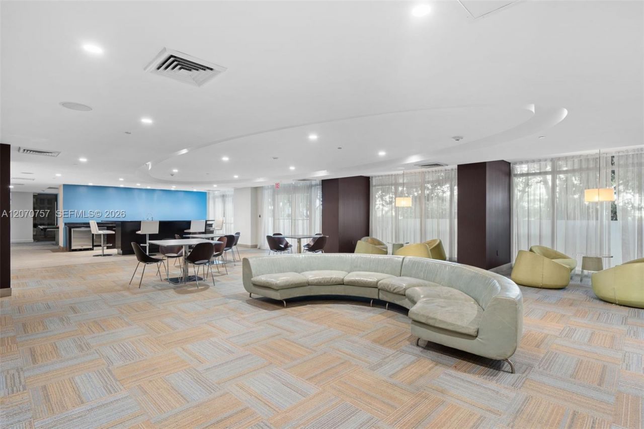 951 Brickell Ave, Unit 3801, Miami, FL 33131 Photo