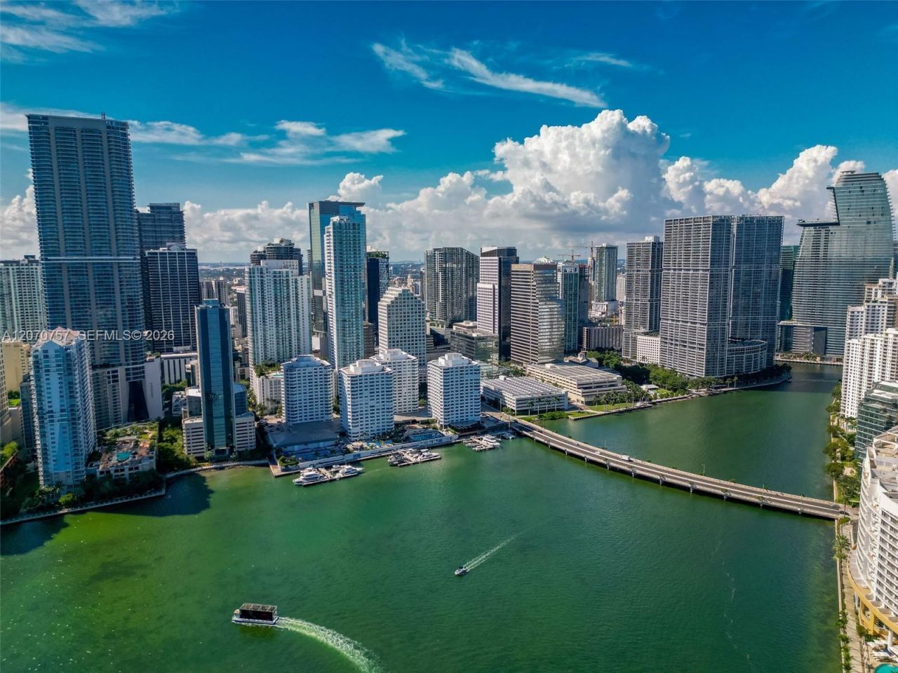 951 Brickell Ave, Unit 3801, Miami, FL 33131 Photo