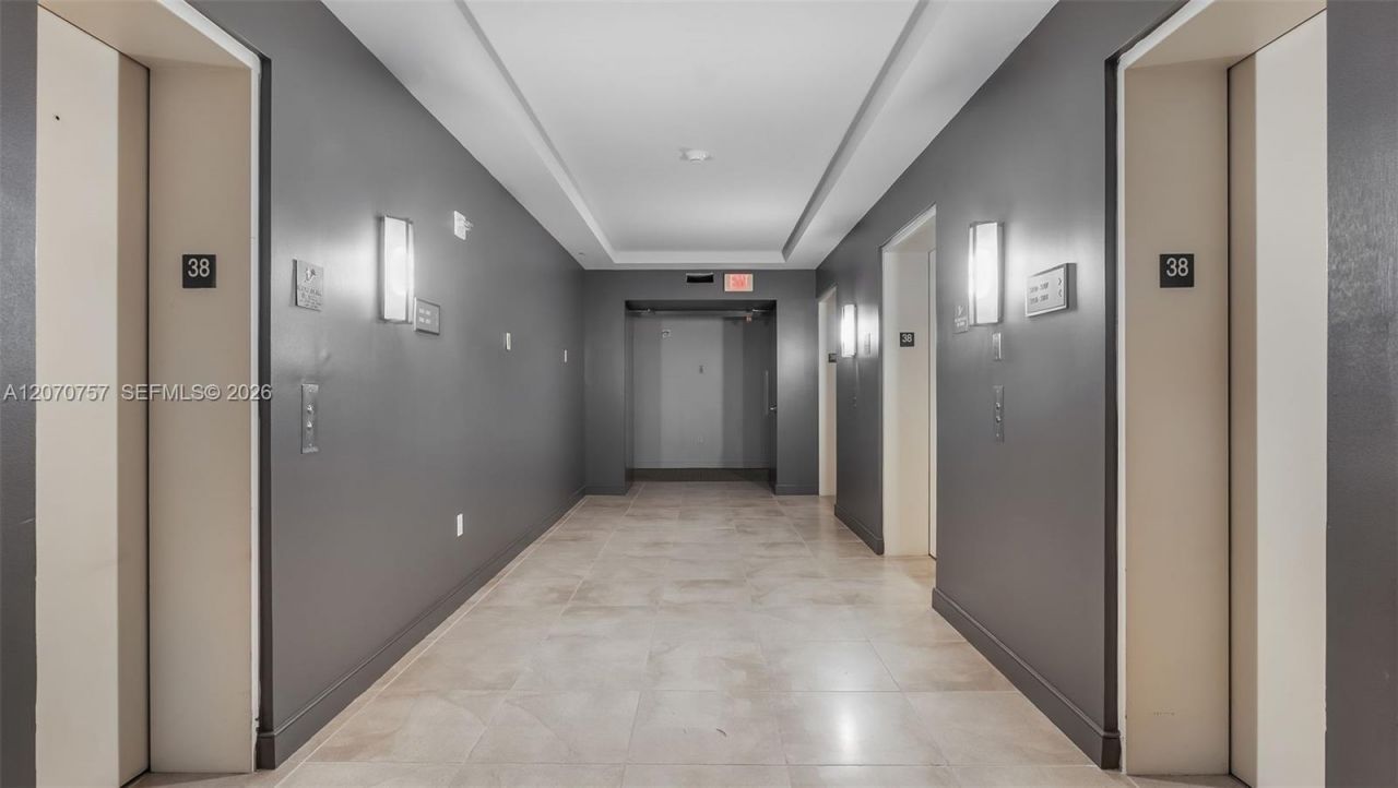 951 Brickell Ave, Unit 3801, Miami, FL 33131 Photo