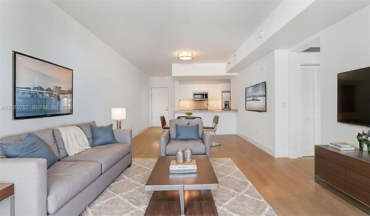951 Brickell Ave, Unit 3801, Miami, FL 33131 Photo