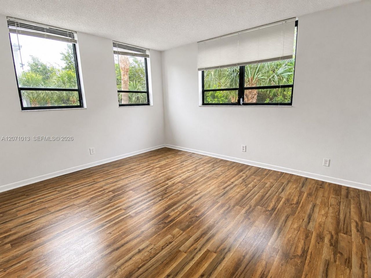 1820 N Congress Ave , Unit 305, West Palm Beach, FL 33401 Photo