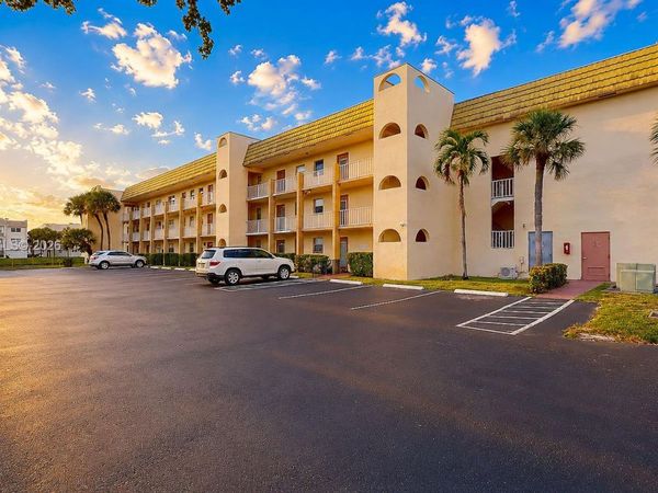 8500 Sunrise Lakes Blvd , Unit 201, Sunrise, FL 33322