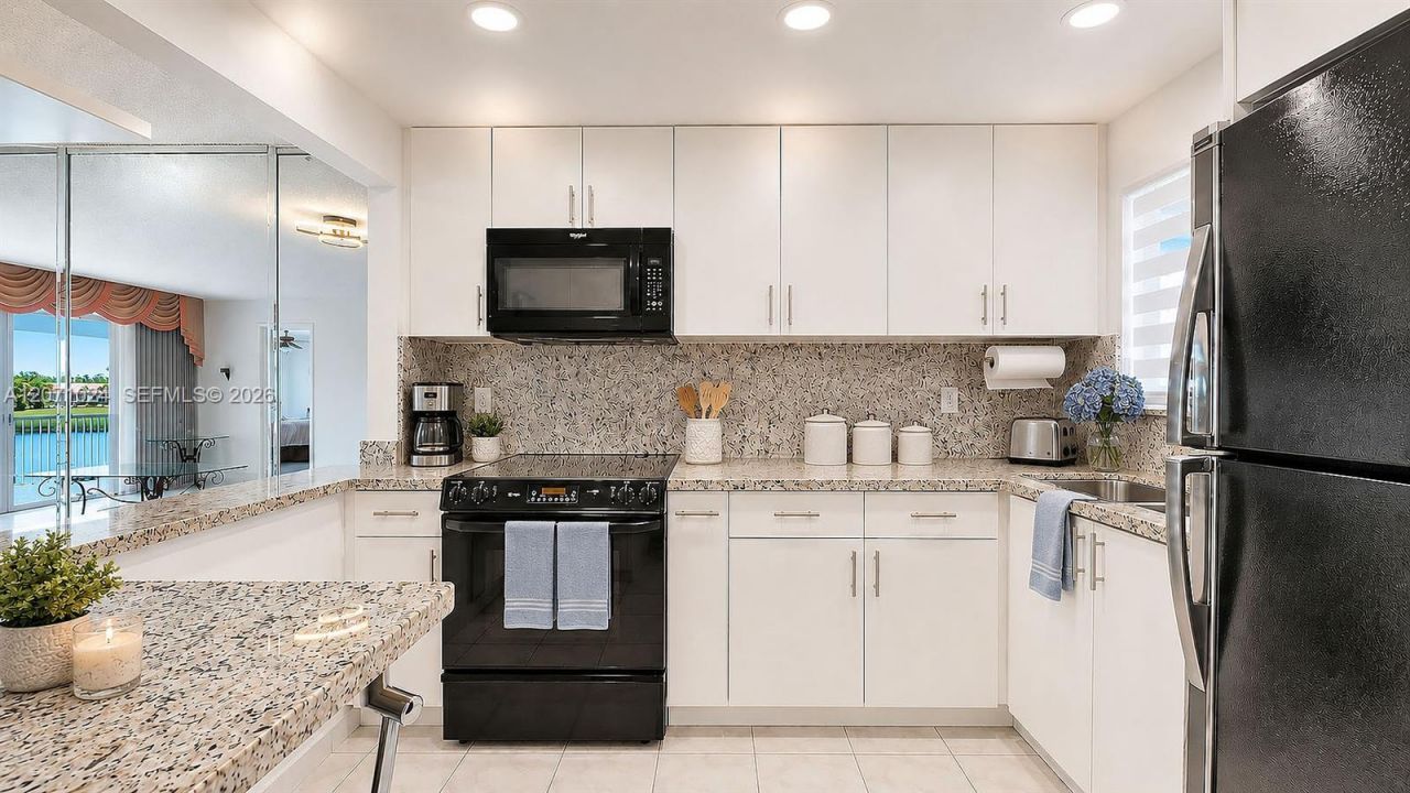 8500 Sunrise Lakes Blvd , Unit 201, Sunrise, FL 33322 Photo