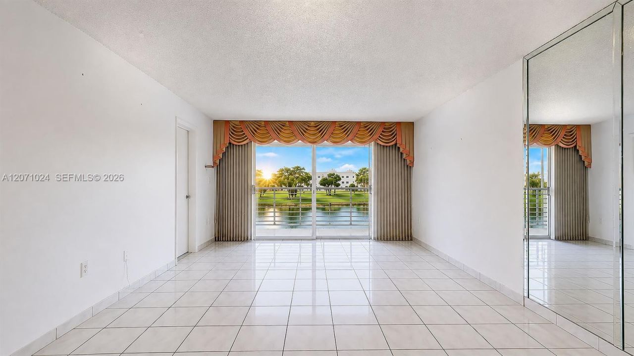 8500 Sunrise Lakes Blvd , Unit 201, Sunrise, FL 33322 Photo