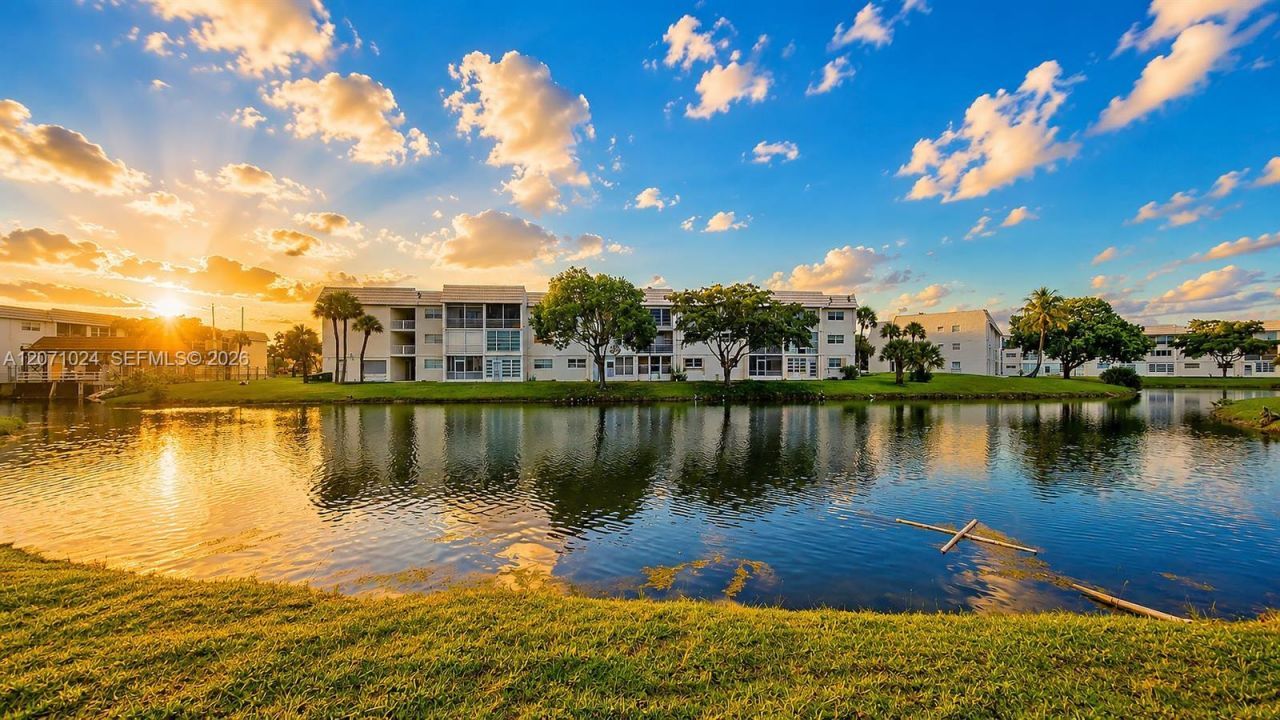 8500 Sunrise Lakes Blvd , Unit 201, Sunrise, FL 33322 Photo