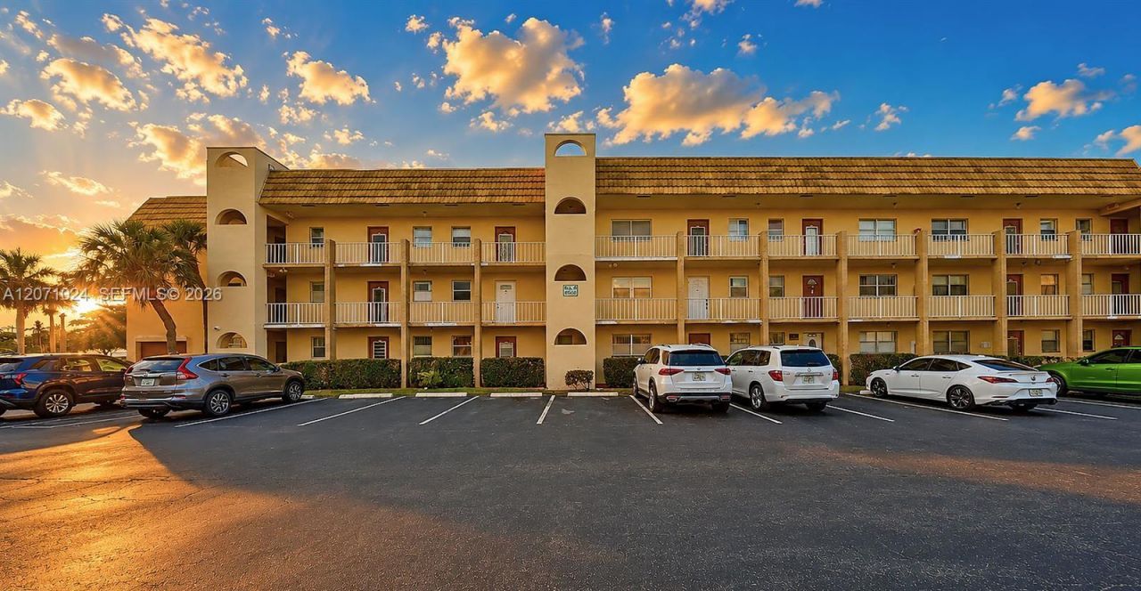 8500 Sunrise Lakes Blvd , Unit 201, Sunrise, FL 33322 Photo