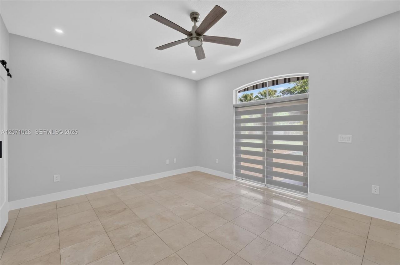 10890 SW 95th St, Miami, FL 33176 Photo