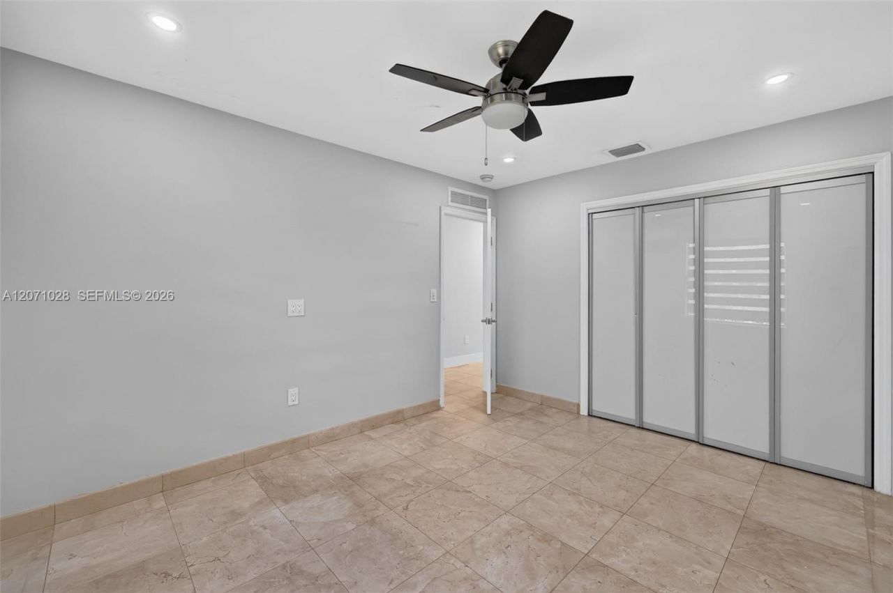 10890 SW 95th St, Miami, FL 33176 Photo
