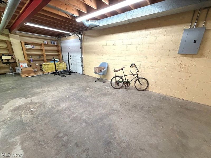 211 Yoder Avenue NE, Sugarcreek, OH 44681 Photo 33
