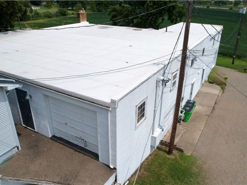 211 Yoder Avenue NE, Sugarcreek, OH 44681 Photo 5