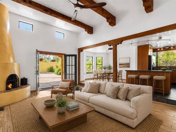 1876 Candela , Santa Fe, NM 87505