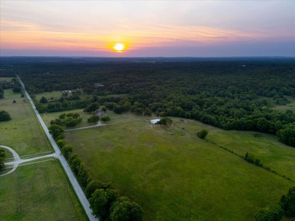 10 E 41st Street S, Broken Arrow, OK 74014