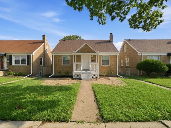 3606 Madison Street , Bellwood, IL 60104