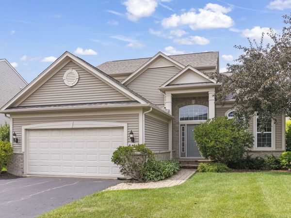 3111 Drury Lane , Carpentersville, IL 60110