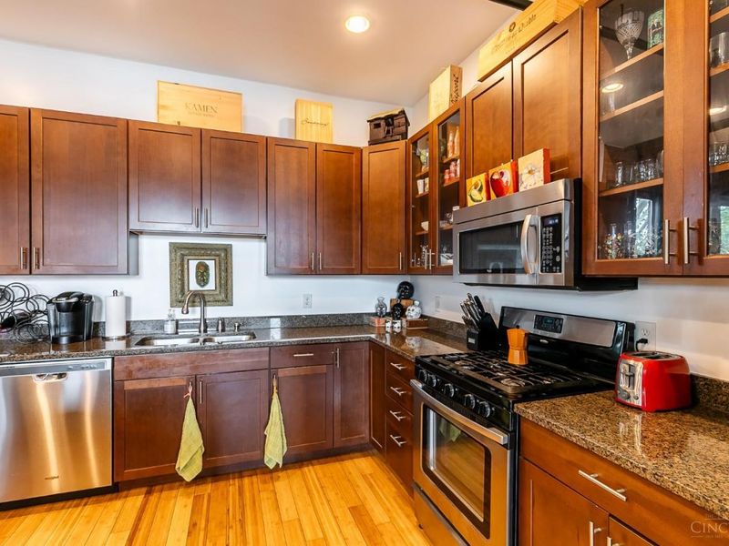 214 E Fourteenth Street, Unit 4B, Cincinnati, OH 45202 Photo 9