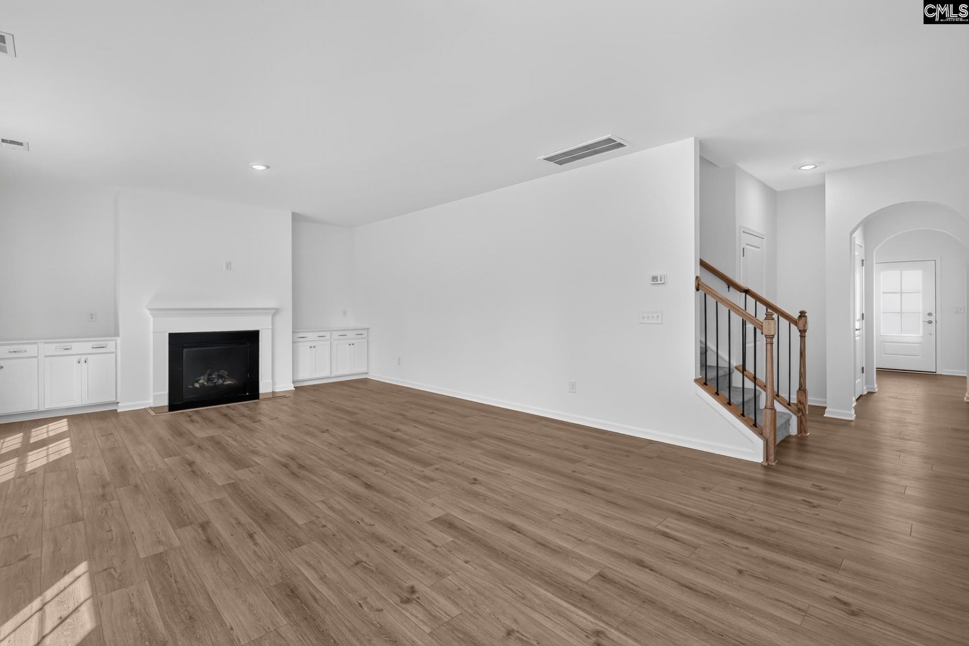 271 Foxglade Drive Photo 11