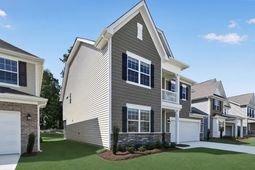 271 Foxglade Drive photo 4