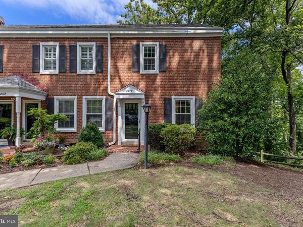 2813 S ABINGDON STREET, ARLINGTON, VA 22206