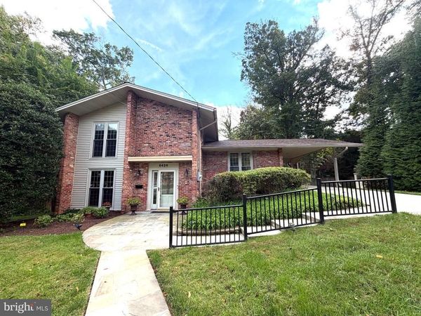 6426 HOLLINS DRIVE, BETHESDA, MD 20817