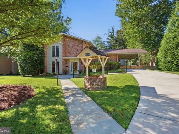 6426 HOLLINS DRIVE, BETHESDA, MD 20817