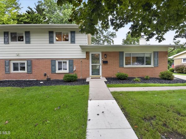 513 Mcintyre Lane , Maumee, OH 43537