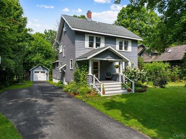 26 Dwight Avenue, Clinton, NY 13323