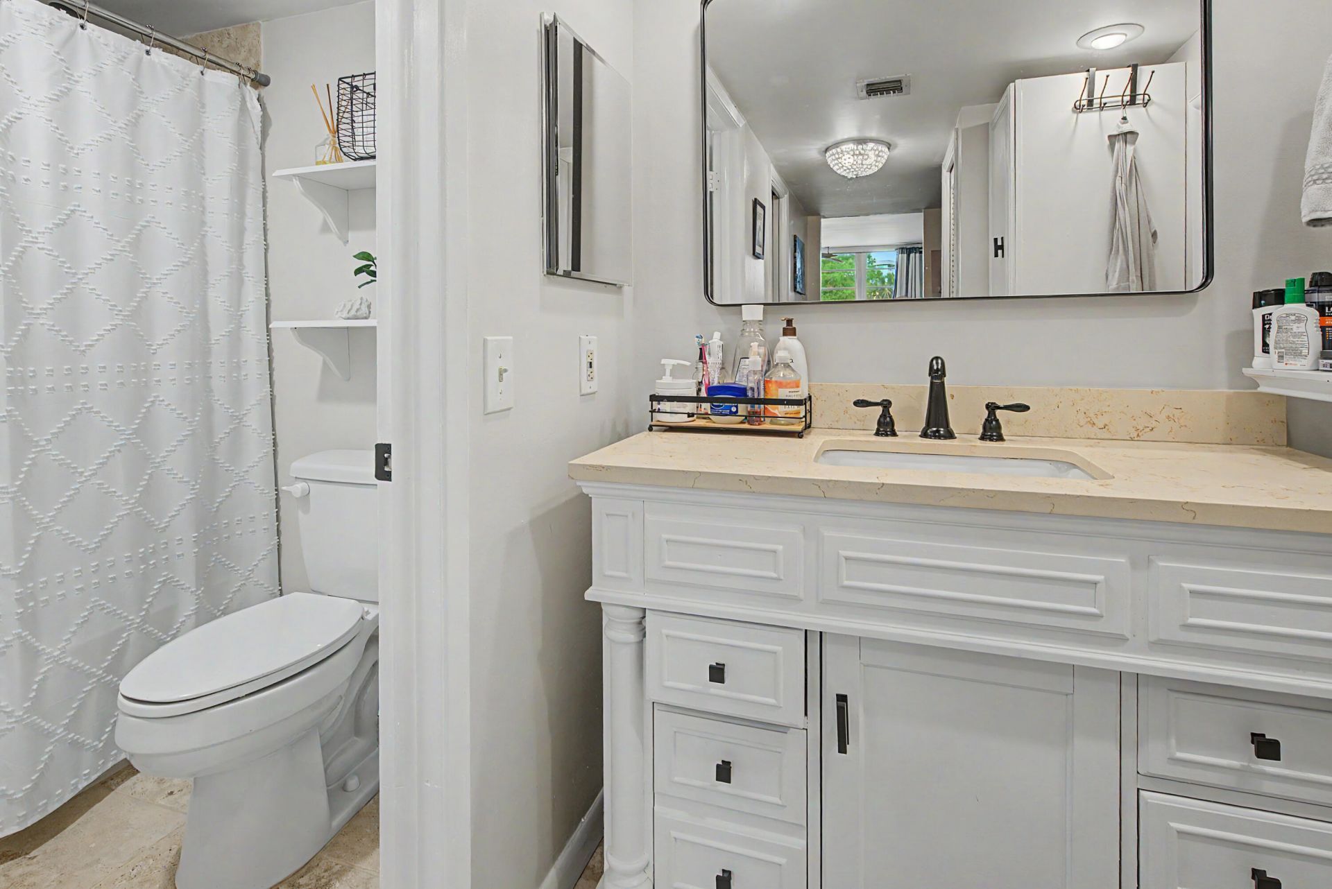 3930 Oaks Clubhouse Drive, Unit 304, Pompano Beach, FL 33069 Photo