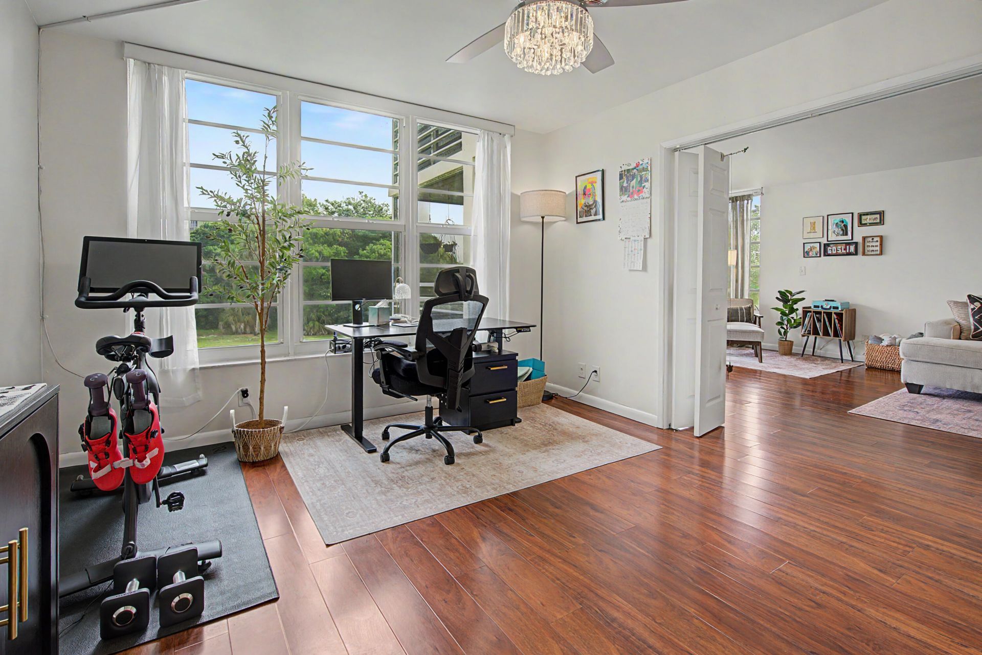 3930 Oaks Clubhouse Drive, Unit 304, Pompano Beach, FL 33069 Photo