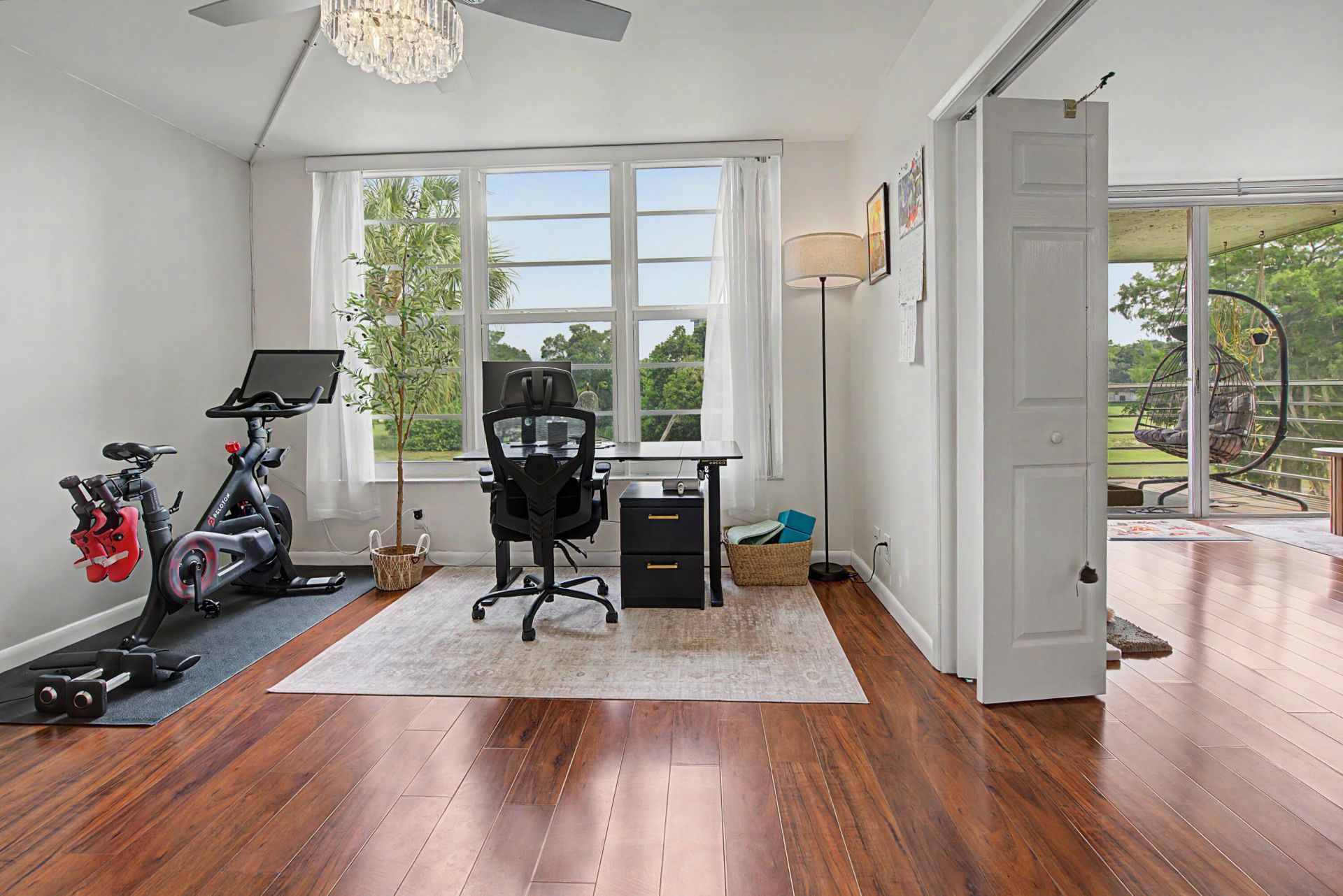 3930 Oaks Clubhouse Drive, Unit 304, Pompano Beach, FL 33069 Photo