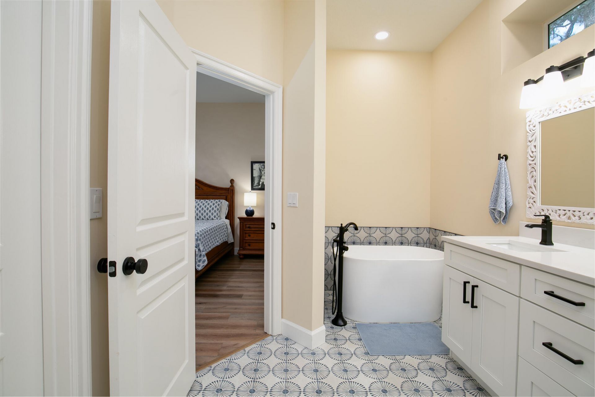 532 NE Canoe Park Circle, Port Saint Lucie, FL 34983 Photo