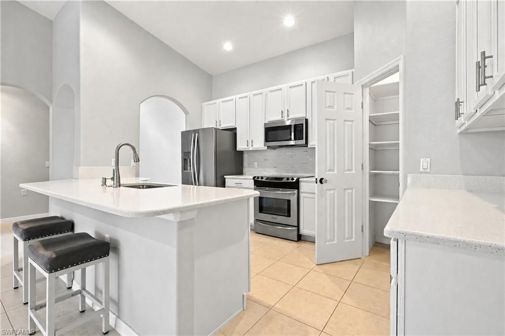 14758 Calusa Palms Dr , Unit 203, Fort Myers, FL 33919 Photo