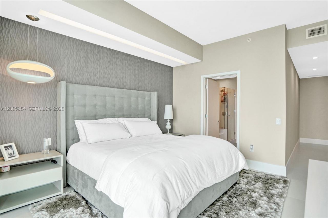 501 NE 31st St , Unit PH4102, Miami, FL 33137 Photo