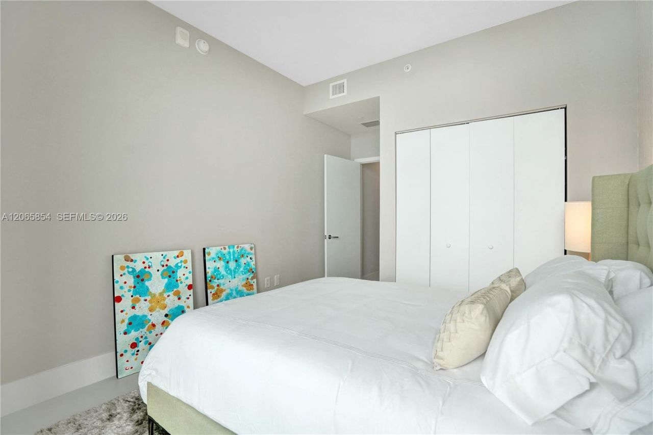 501 NE 31st St , Unit PH4102, Miami, FL 33137 Photo