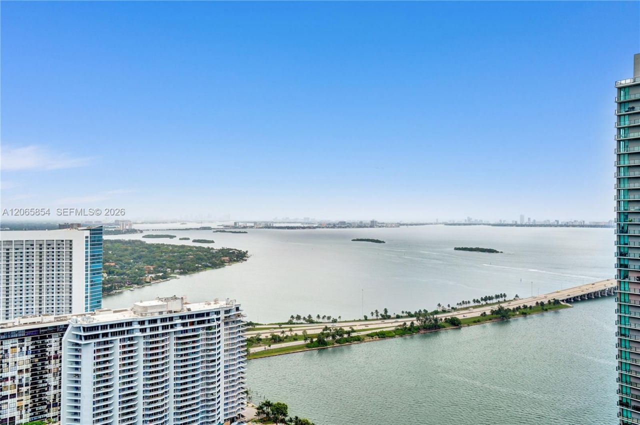 501 NE 31st St , Unit PH4102, Miami, FL 33137 Photo
