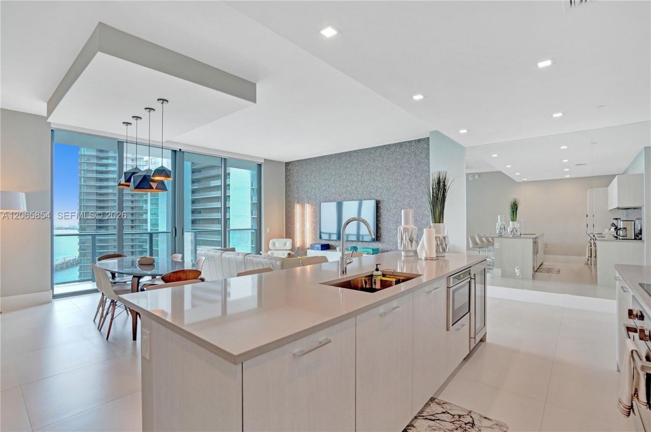 501 NE 31st St , Unit PH4102, Miami, FL 33137 Photo
