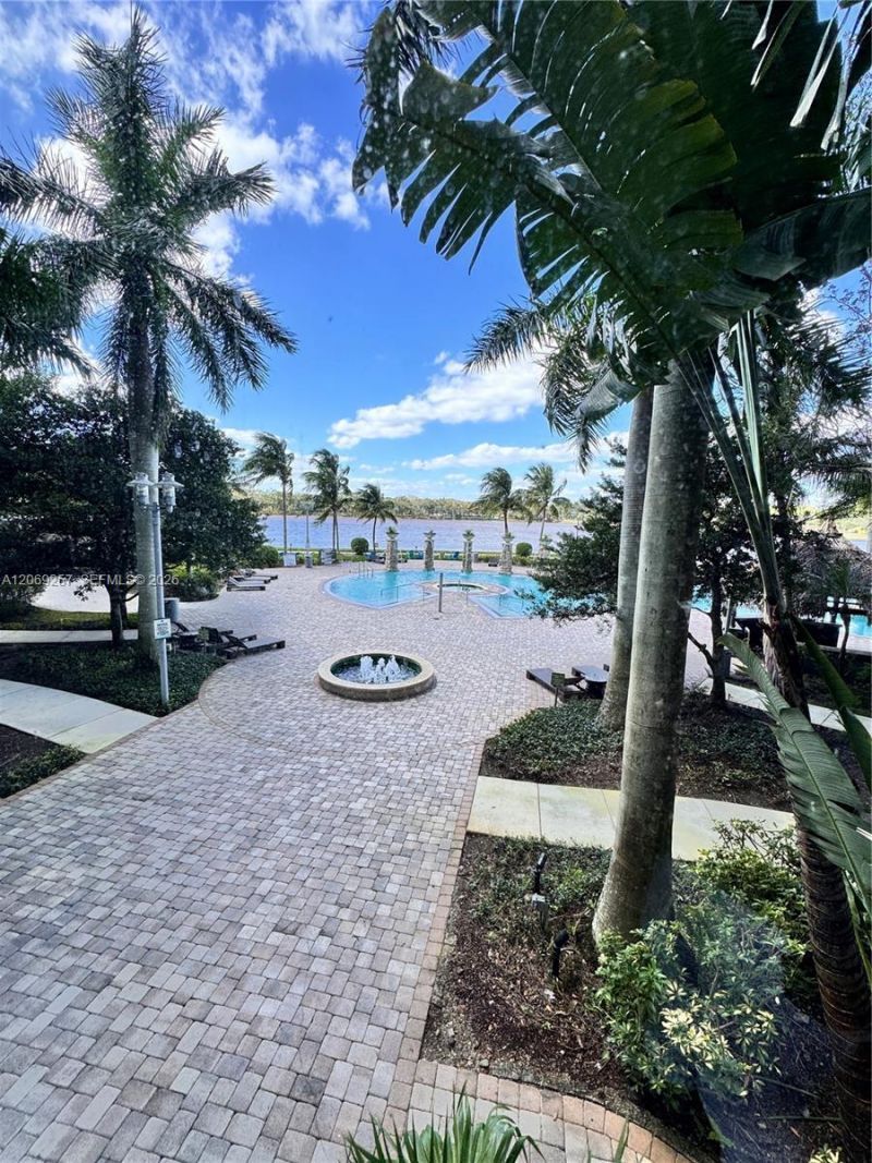 2681 N Flamingo Rd, Unit 2705S, Sunrise, FL 33323 Photo