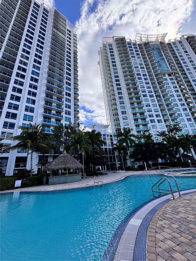 2681 N Flamingo Rd, Unit 2705S, Sunrise, FL 33323 Photo