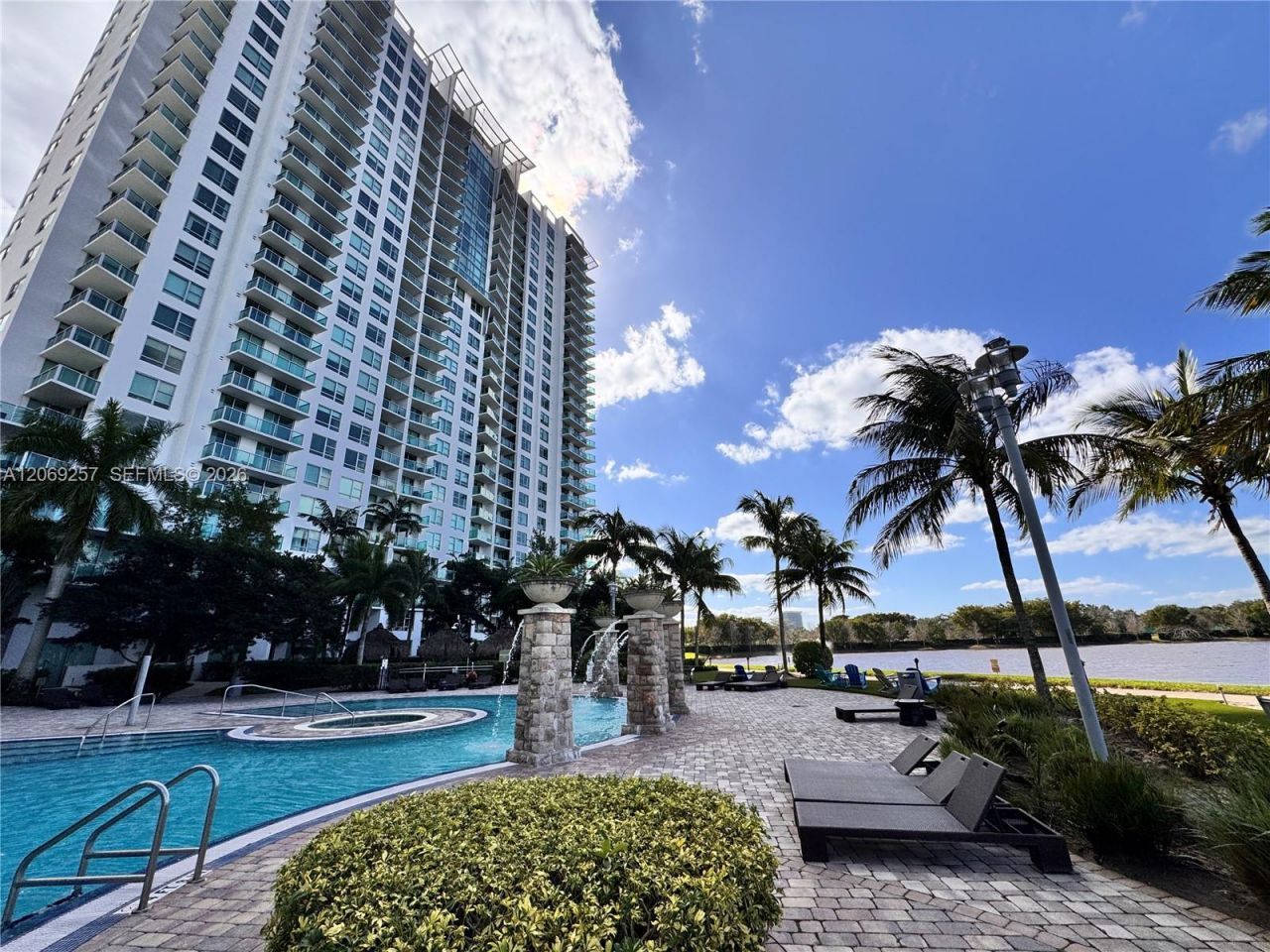 2681 N Flamingo Rd, Unit 2705S, Sunrise, FL 33323 Photo