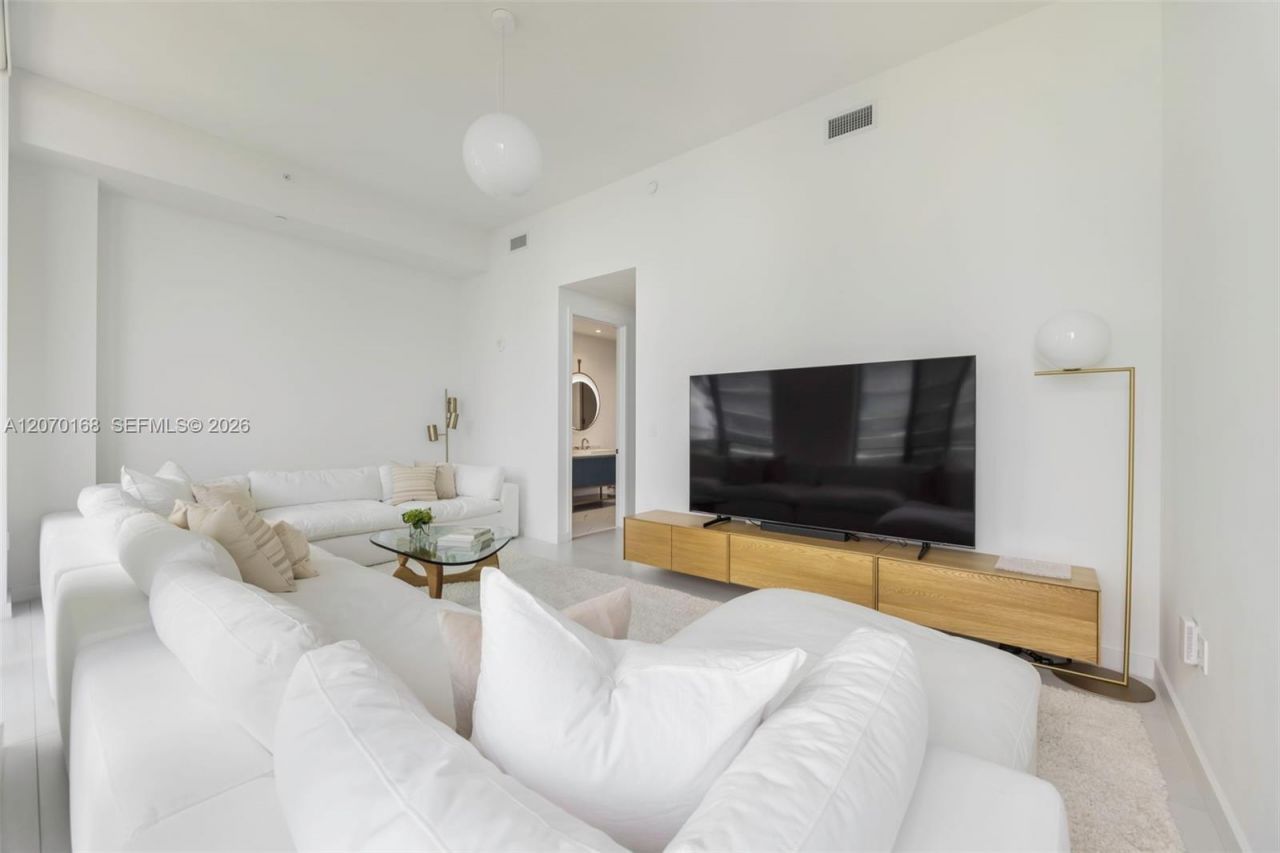 2655 S Bayshore Dr, Unit 1801-02, Miami, FL 33133 Photo