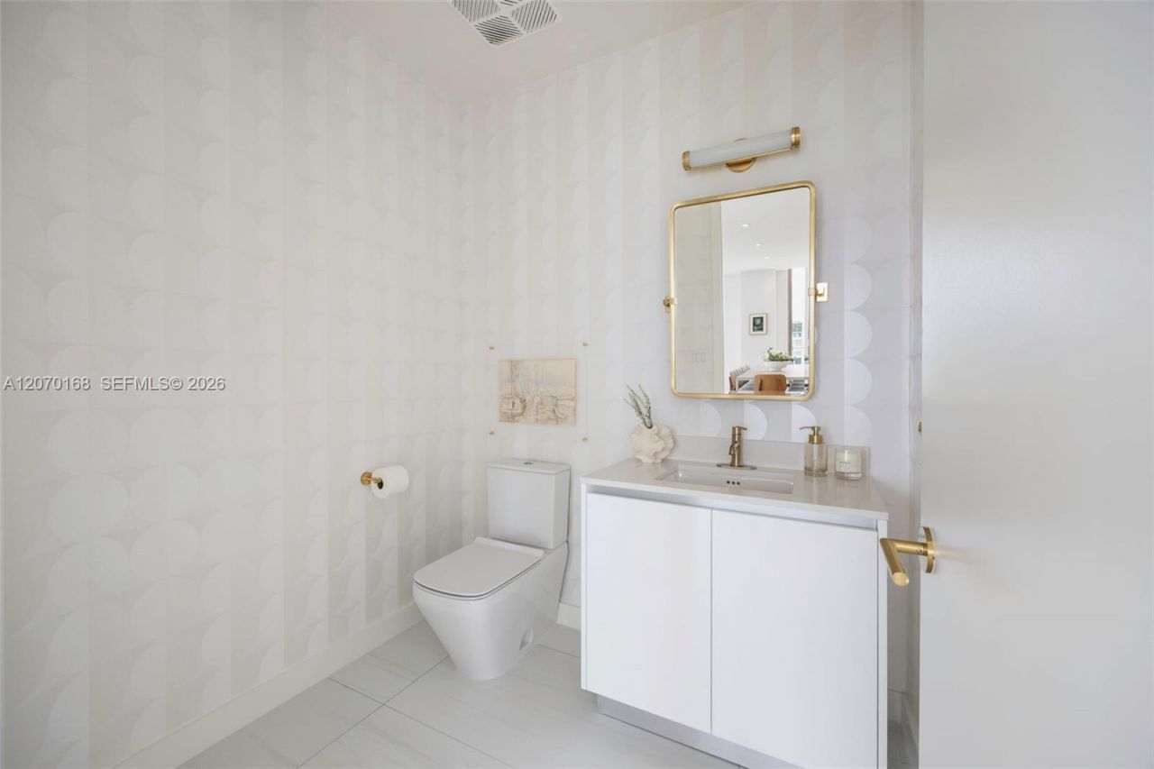 2655 S Bayshore Dr, Unit 1801-02, Miami, FL 33133 Photo