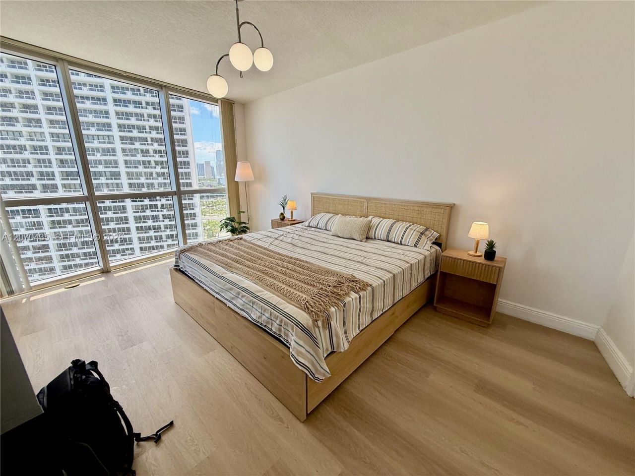 1750 N Bayshore Dr , Unit 2202, Miami, FL 33132 Photo