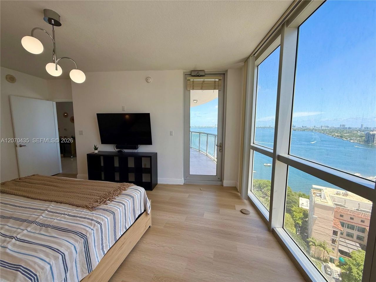 1750 N Bayshore Dr , Unit 2202, Miami, FL 33132 Photo