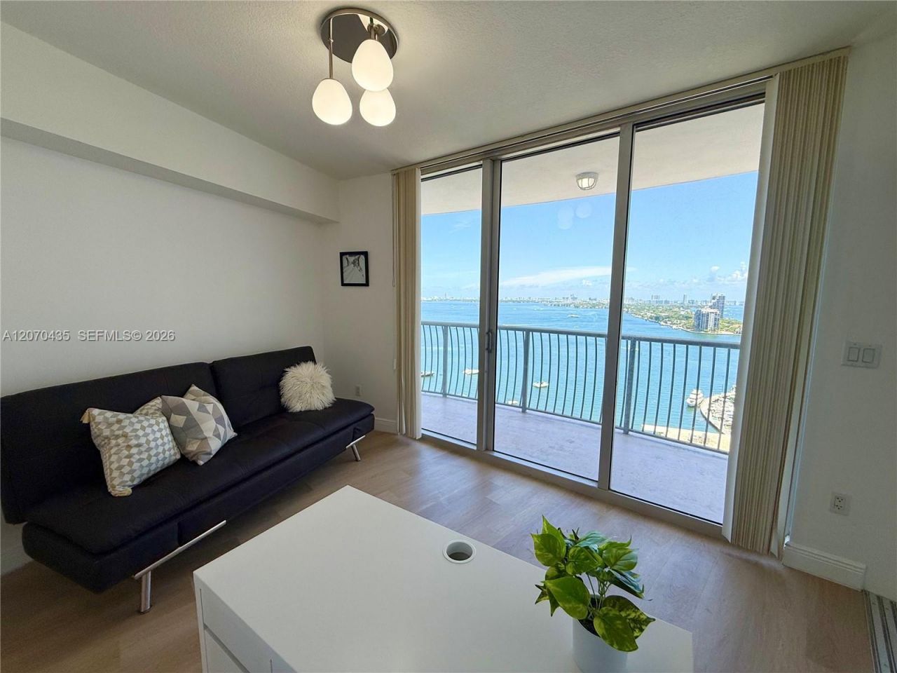 1750 N Bayshore Dr , Unit 2202, Miami, FL 33132 Photo